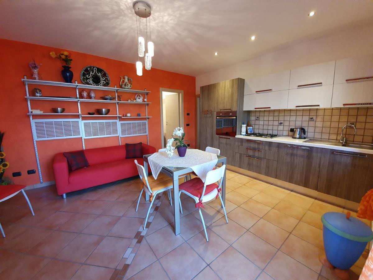 Casa Valenti Apartment Brenzone sul Garda Bagian luar foto