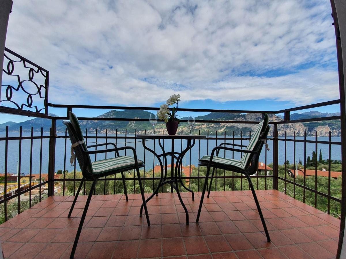 Casa Valenti Apartment Brenzone sul Garda Bagian luar foto