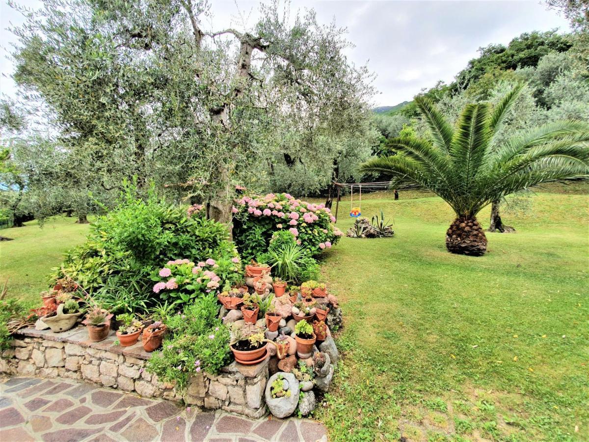 Casa Valenti Apartment Brenzone sul Garda Bagian luar foto