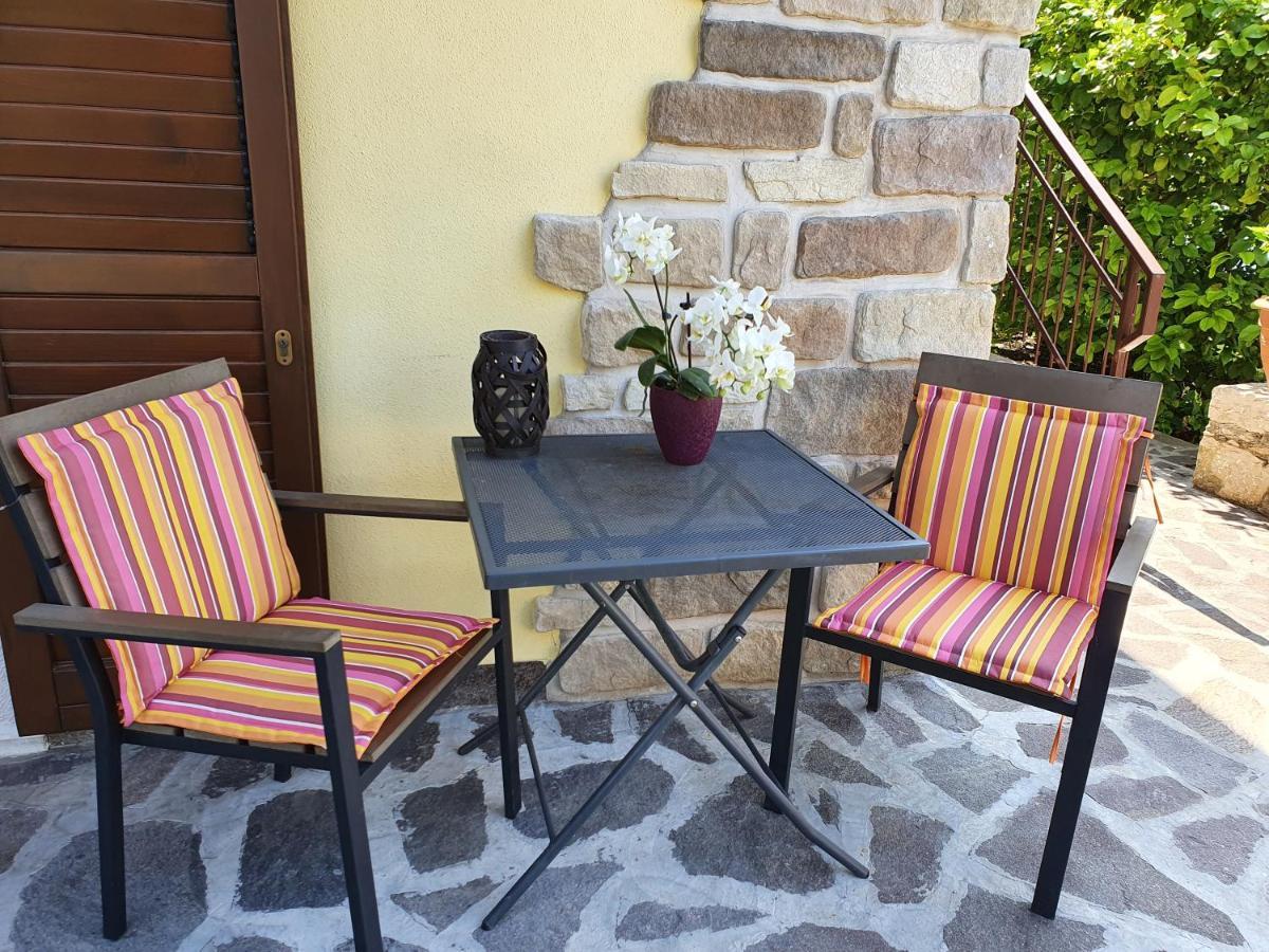 Casa Valenti Apartment Brenzone sul Garda Bagian luar foto