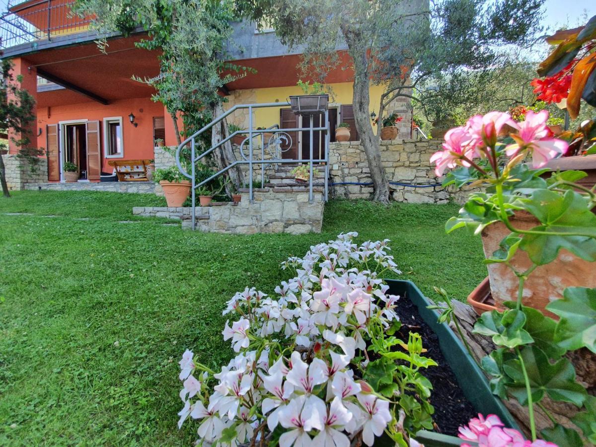 Casa Valenti Apartment Brenzone sul Garda Bagian luar foto