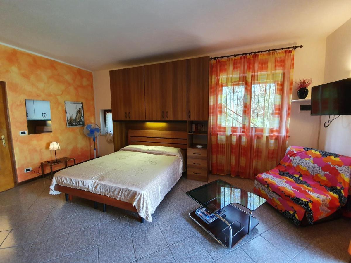 Casa Valenti Apartment Brenzone sul Garda Bagian luar foto