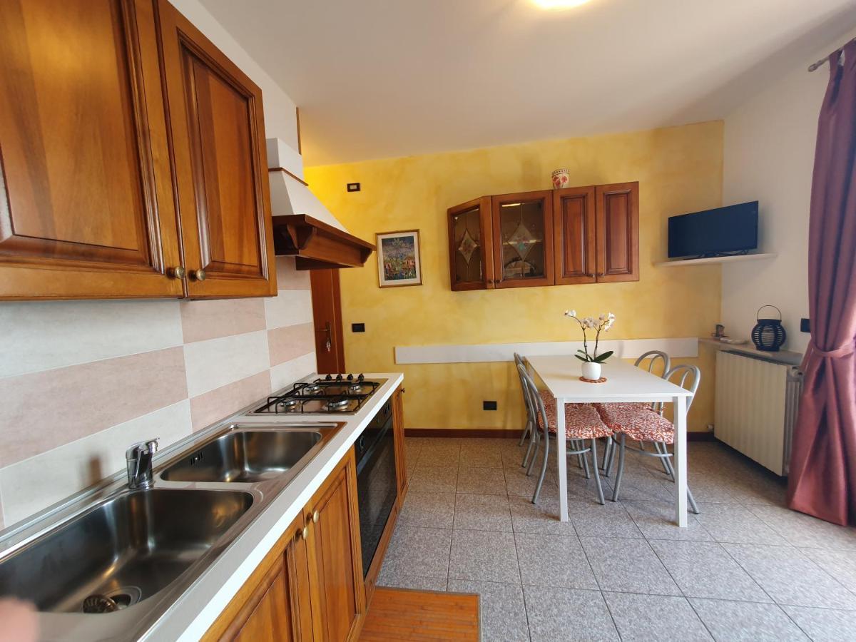 Casa Valenti Apartment Brenzone sul Garda Bagian luar foto