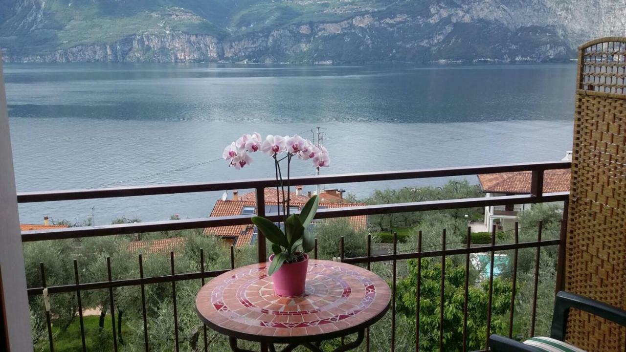 Casa Valenti Apartment Brenzone sul Garda Bagian luar foto