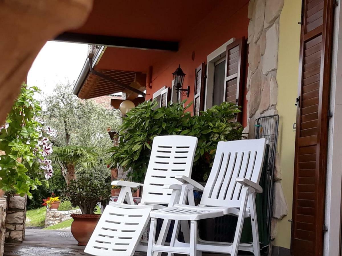 Casa Valenti Apartment Brenzone sul Garda Bagian luar foto