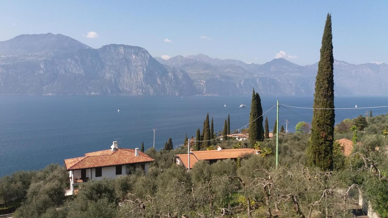 Casa Valenti Apartment Brenzone sul Garda Bagian luar foto